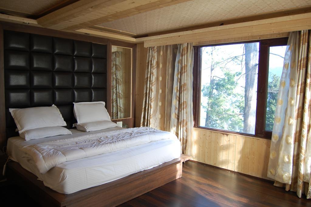 Hotel Zahgeer Continental Gulmarg Pokój zdjęcie